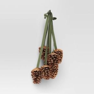 Elegant Pinecone Hanging Swag with Golden Tips